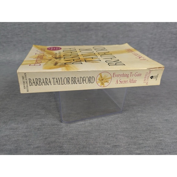 Barbara Taylor Bradford: Everything to Gain + A Secret Affair (Paperback) - Picture 2 of 4